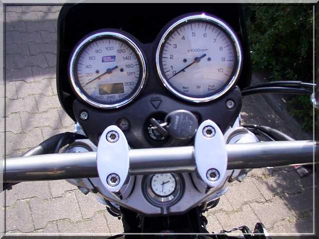 Lade Bild...