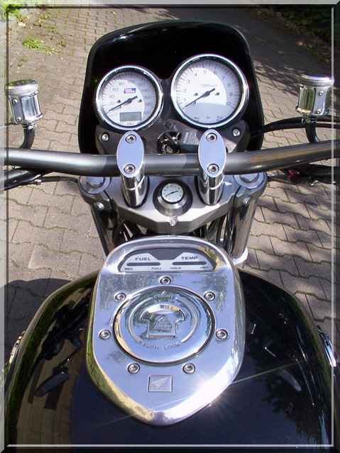 Lade Bild...