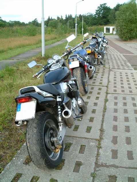 Lade Bild...