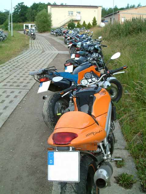 Lade Bild...