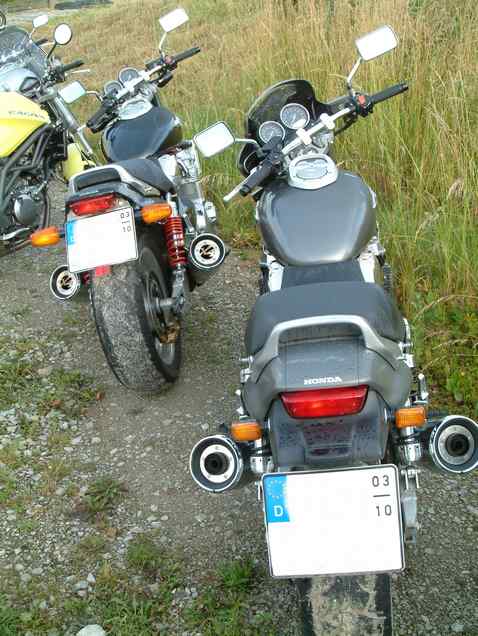 Lade Bild...