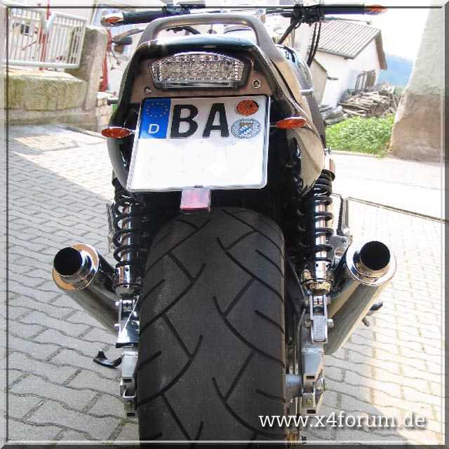 Lade Bild...