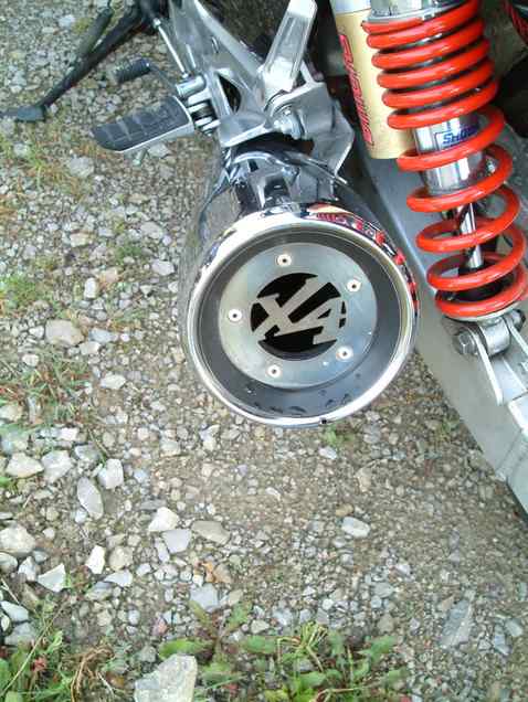 Lade Bild...
