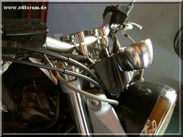 Lade Bild...