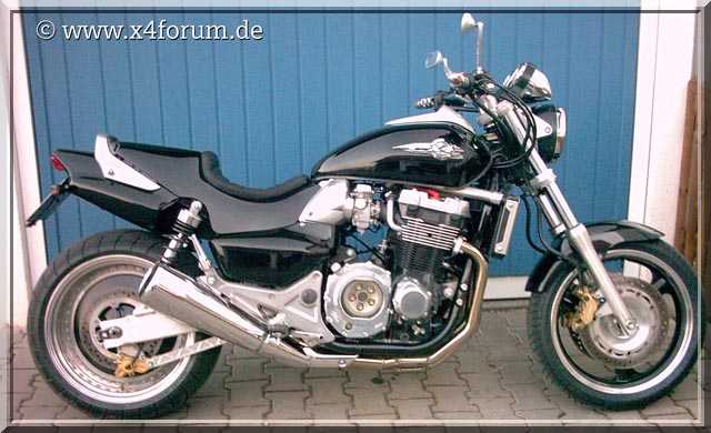 Lade Bild...