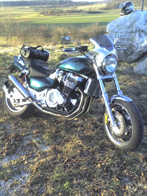 Lade Bild...
