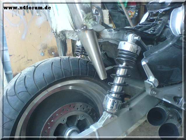 Lade Bild...