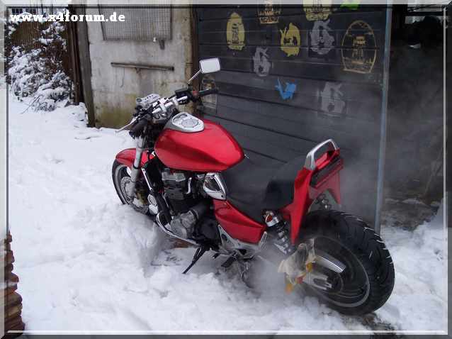 Lade Bild...