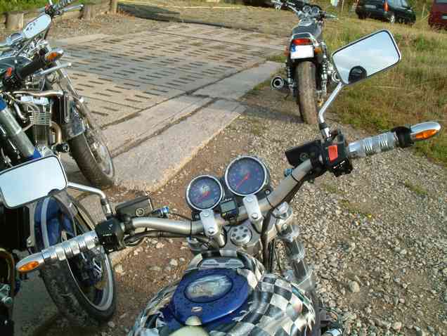 Lade Bild...