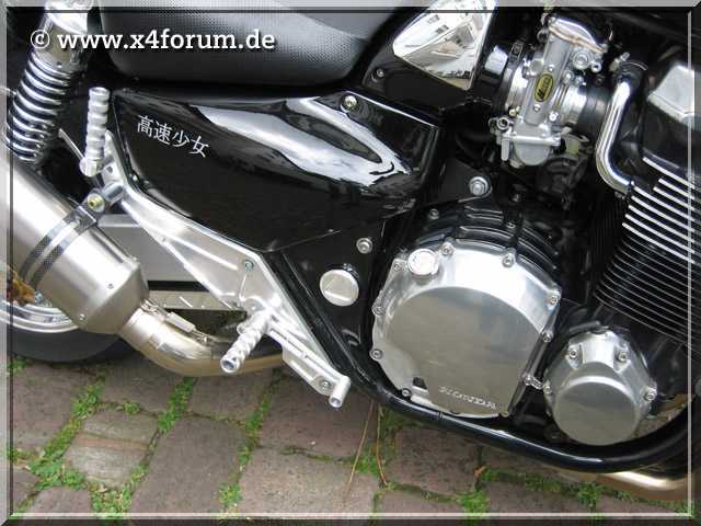 Lade Bild...