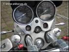 Lade Bild...
