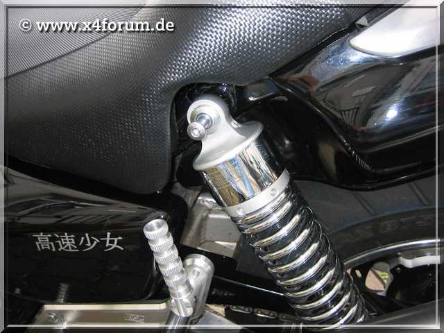 Lade Bild...