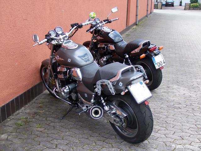 Lade Bild...