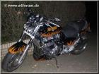 Lade Bild...