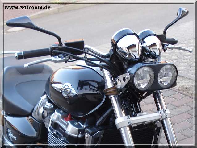 Lade Bild...
