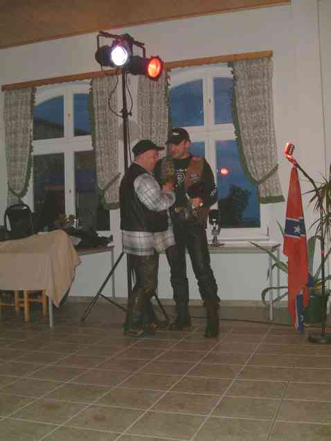 Lade Bild...