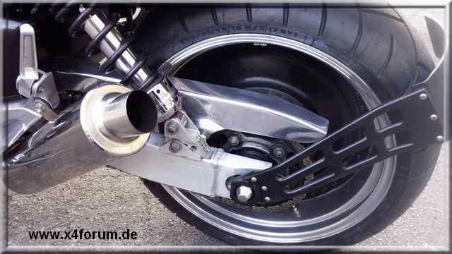 Lade Bild...
