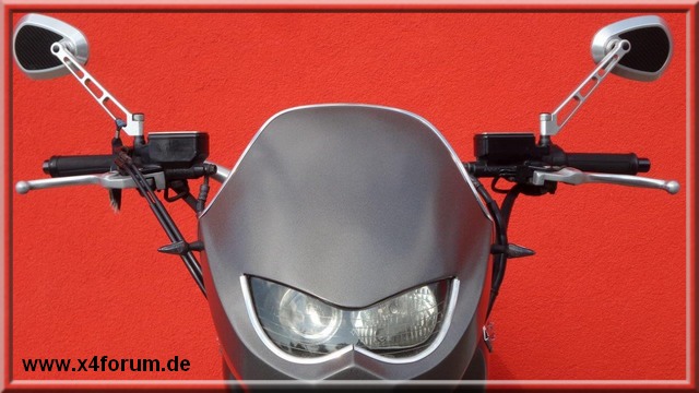 Lade Bild...