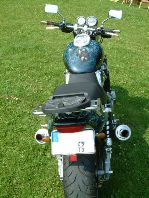 Lade Bild...