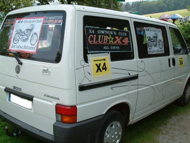 Lade Bild...
