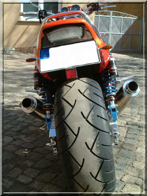 Lade Bild...